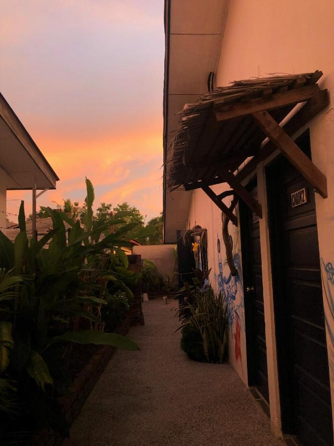 Rembulan Langkawi Guesthouse ปันไตเจอนัง ภายนอก รูปภาพ